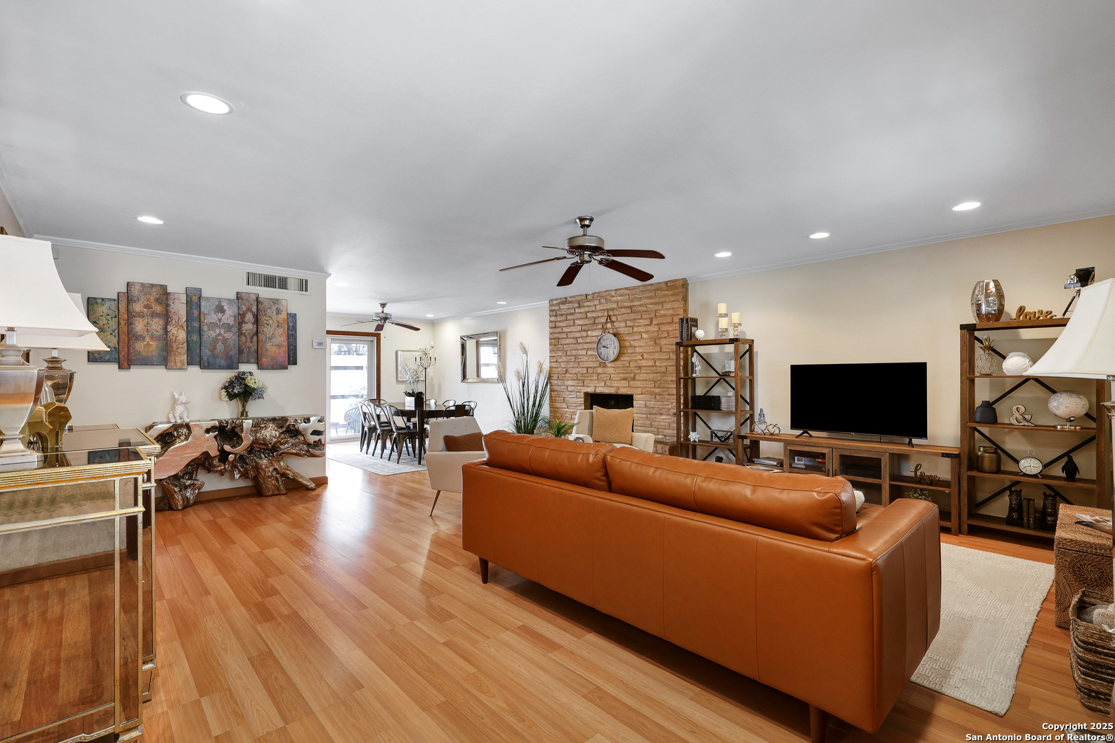 8715 Starcrest San Antonio TX 78217