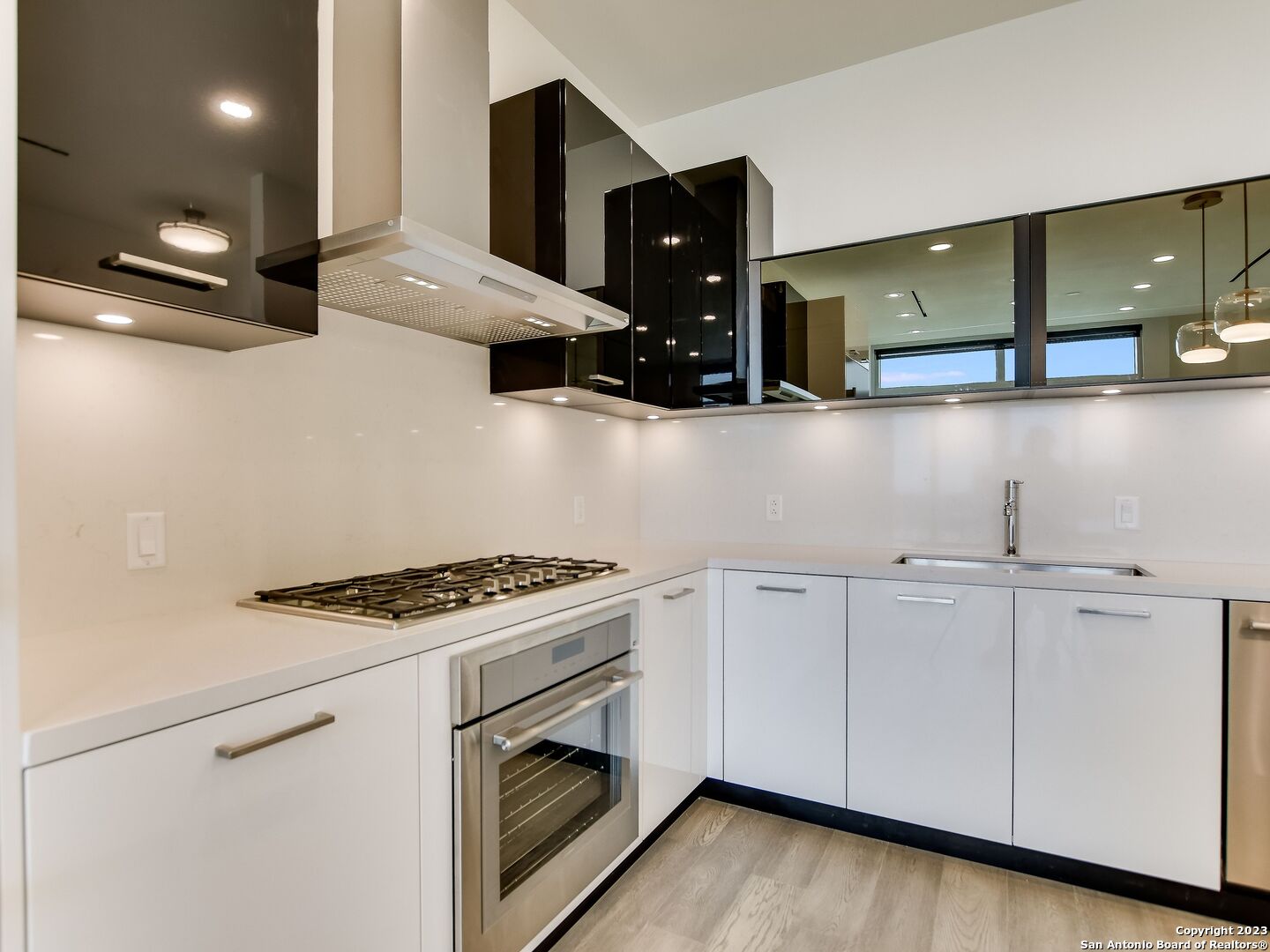 123 Lexington Avenue San Antonio TX 78205