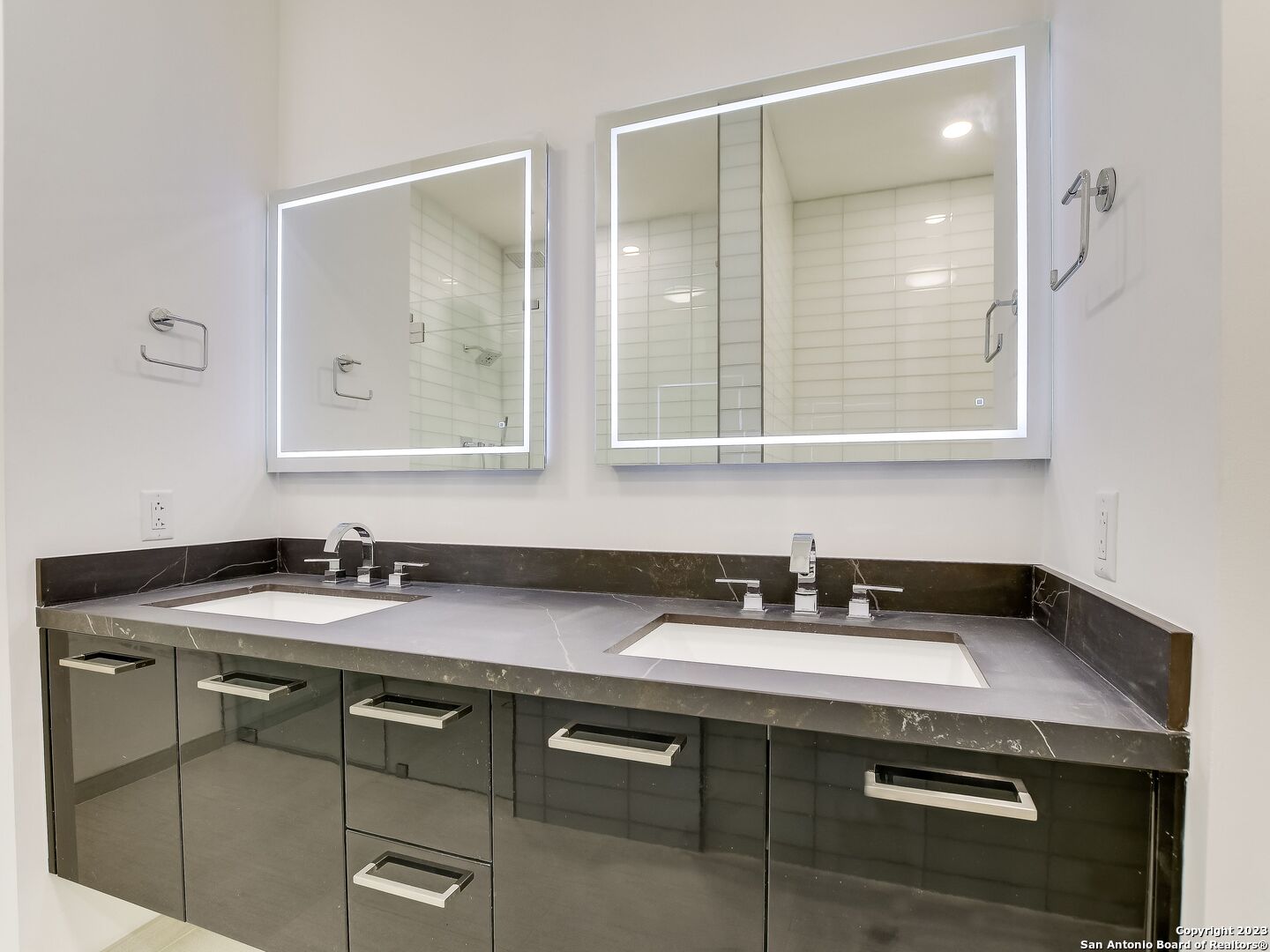 123 Lexington Avenue San Antonio TX 78205