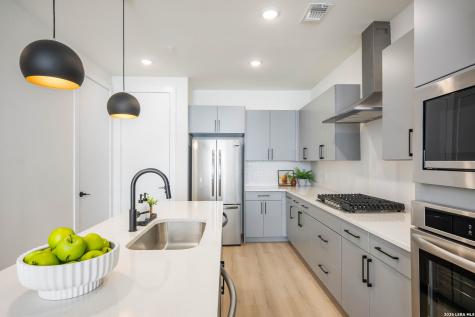 719 E Locust San Antonio TX 78212