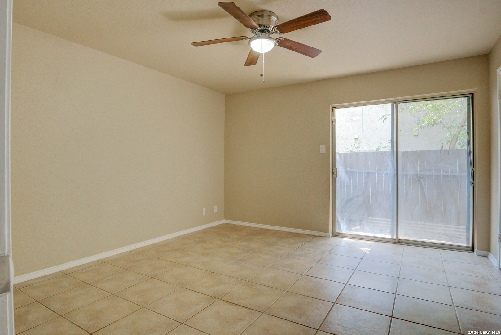 8702 Village San Antonio TX 78217
