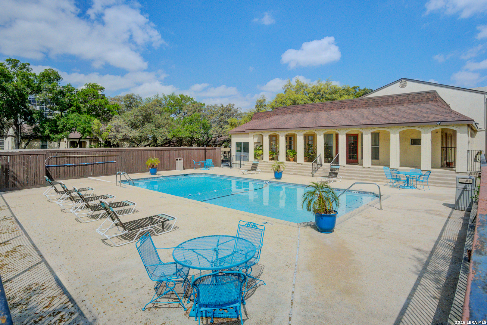 8702 Village San Antonio TX 78217