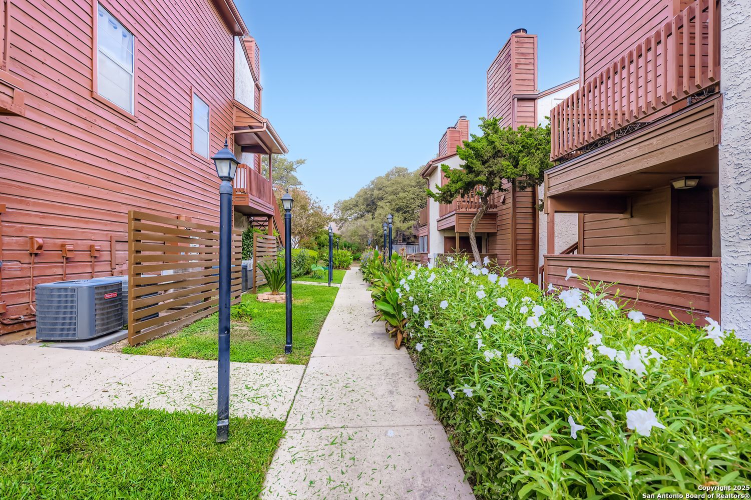 10527 Perrin Beitel San Antonio TX 78217