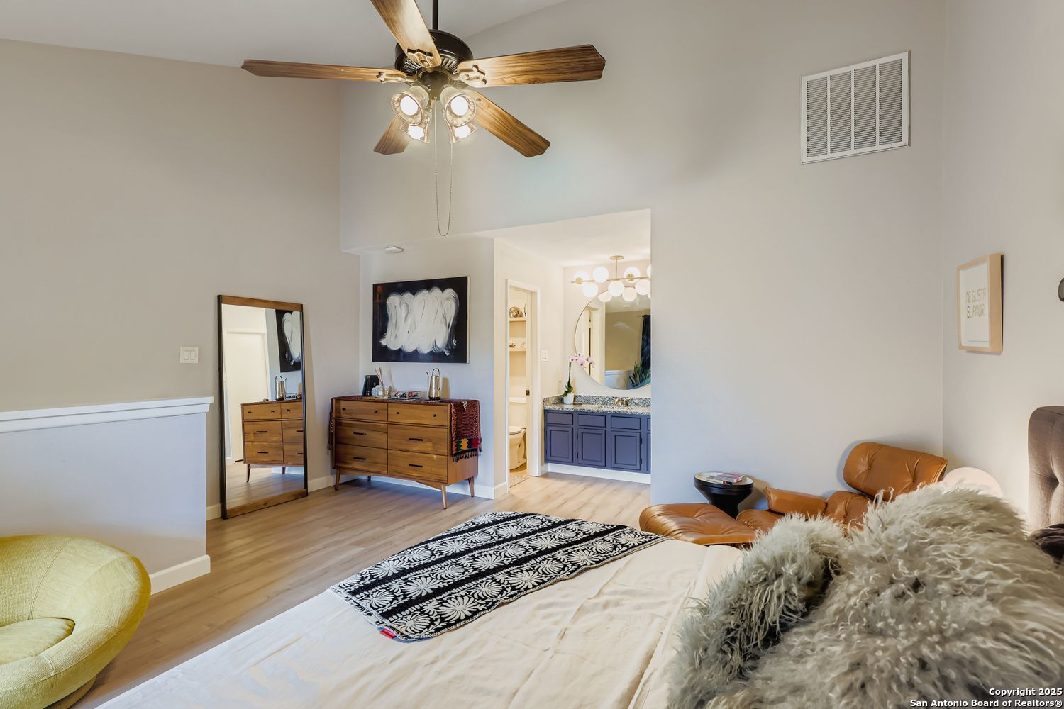 10527 Perrin Beitel San Antonio TX 78217