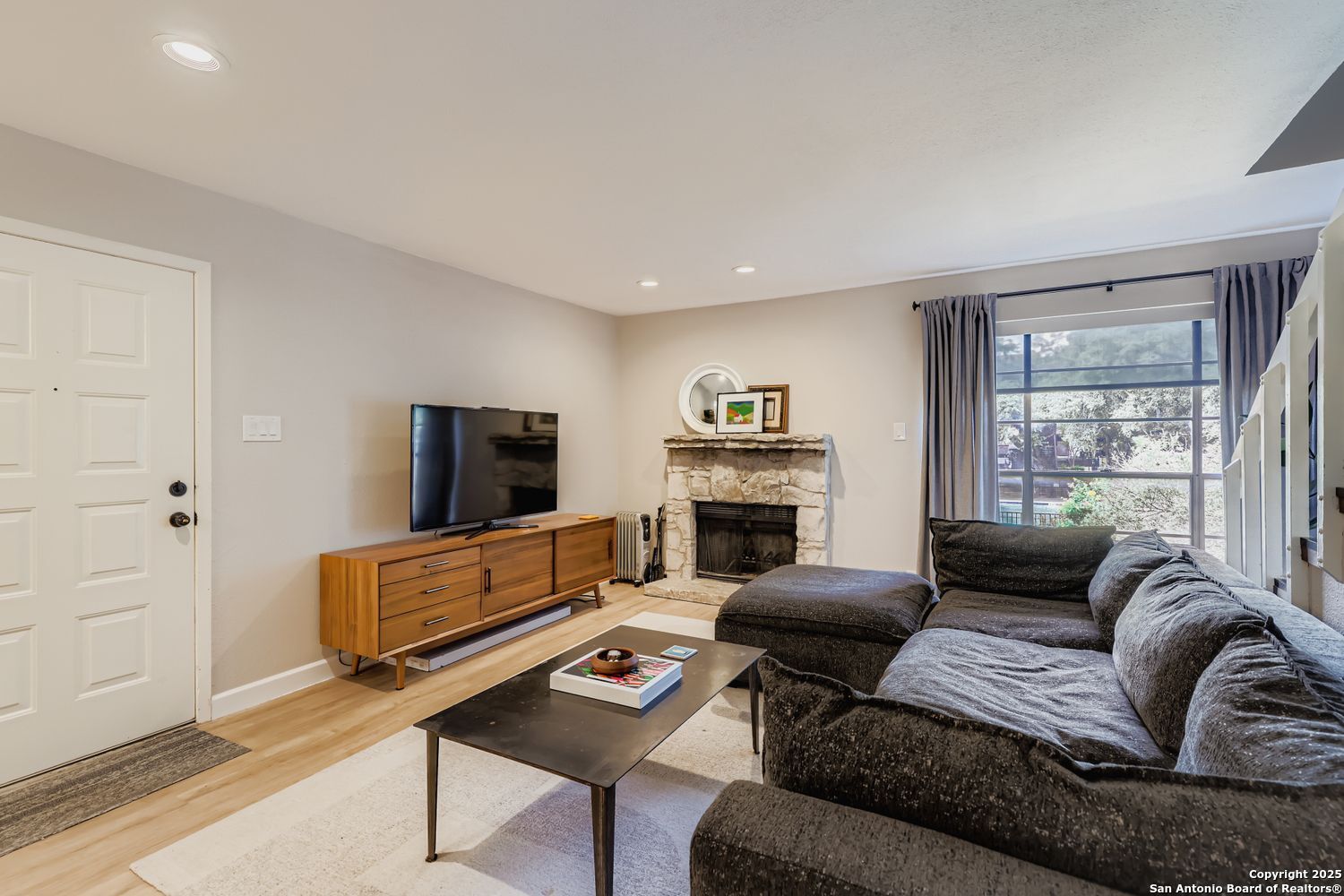 10527 Perrin Beitel San Antonio TX 78217