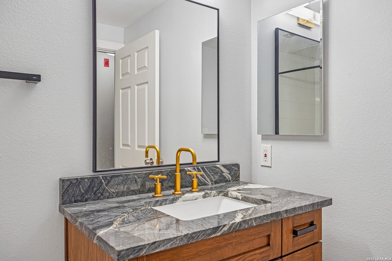 221 Lexington Avenue San Antonio TX 78215