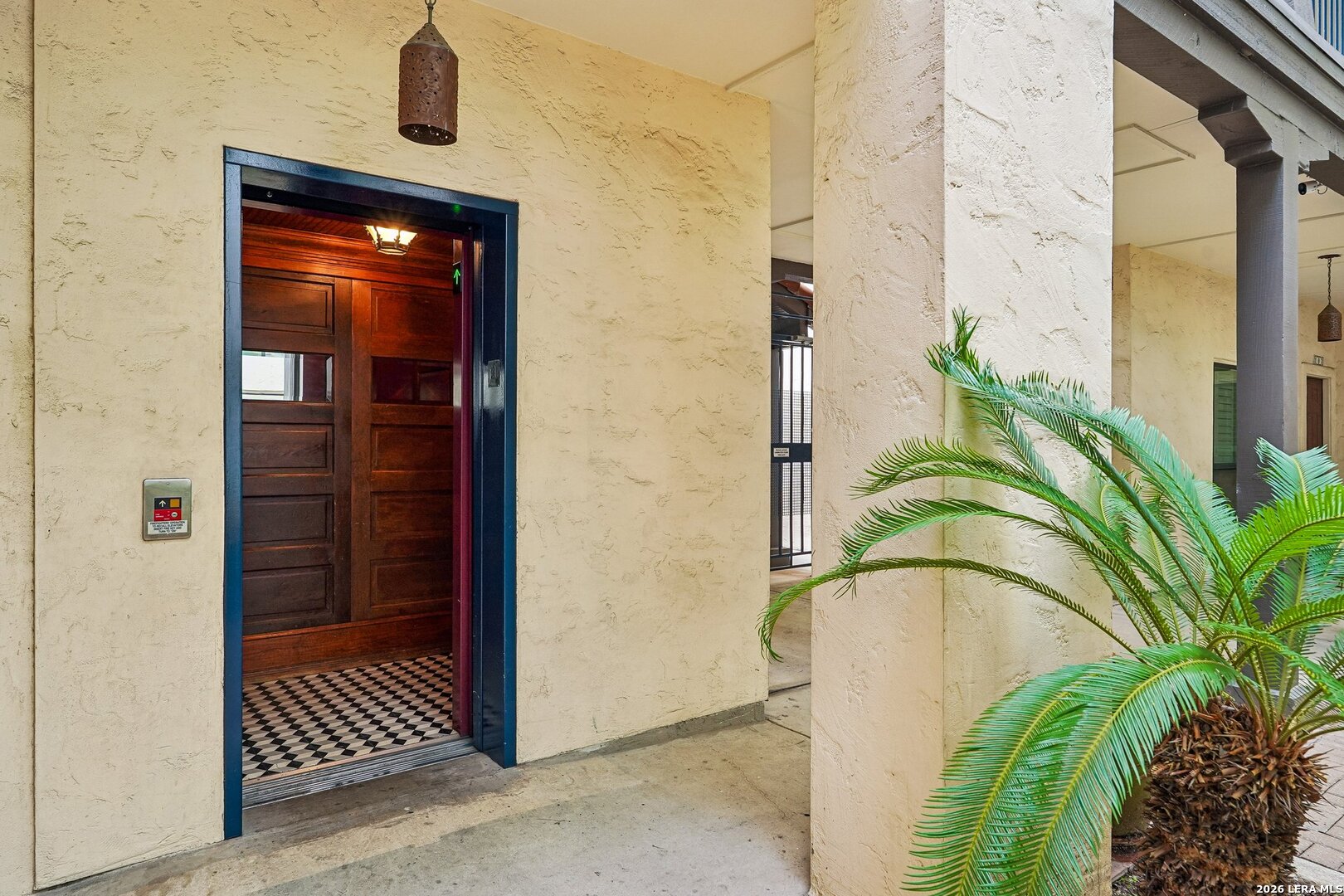 221 Lexington Avenue San Antonio TX 78215
