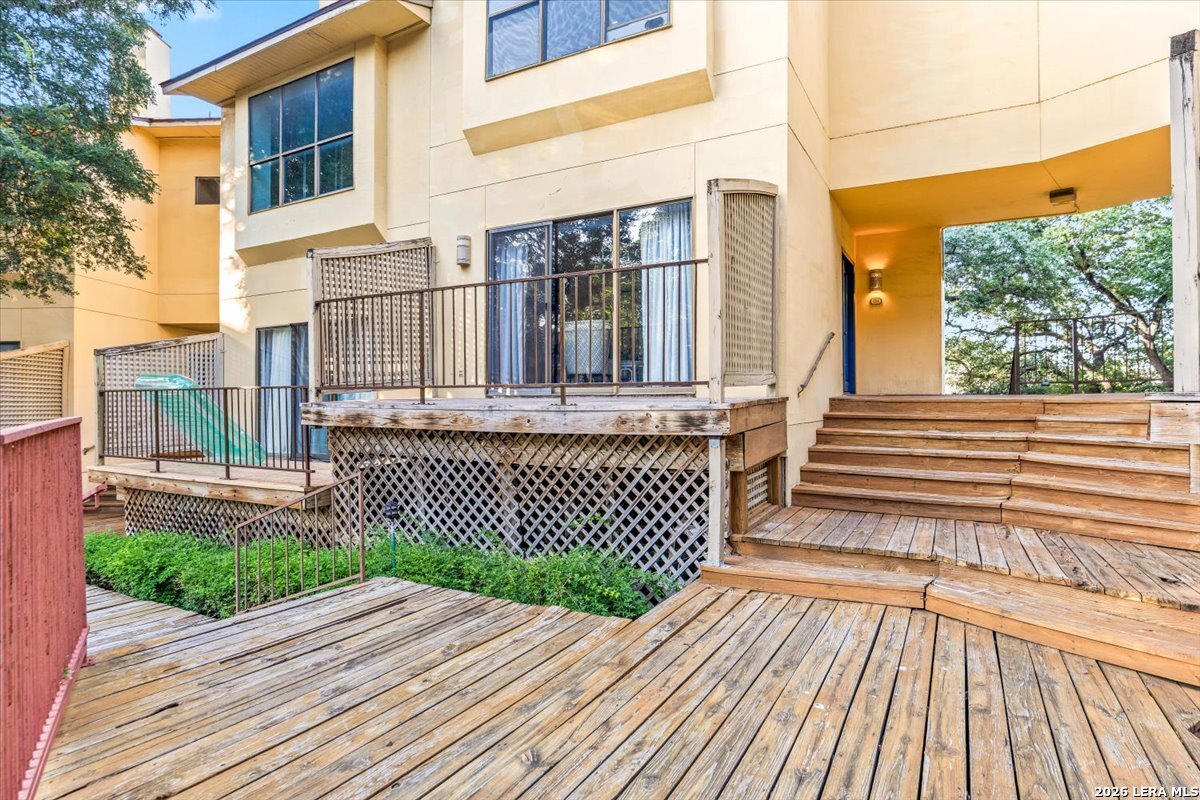 8642 Fredericksburg Road San Antonio TX 78240
