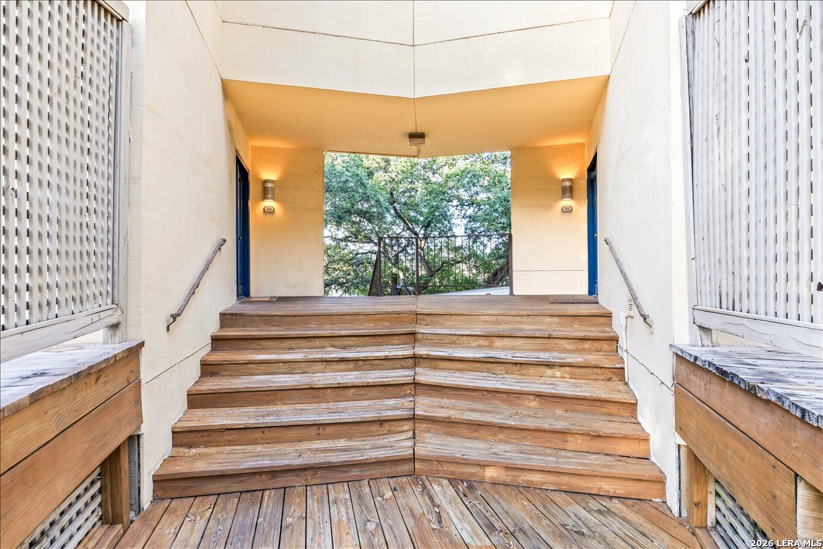 8642 Fredericksburg Road San Antonio TX 78240
