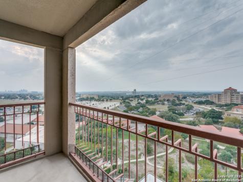 1 Towers Park Lane San Antonio TX 78209