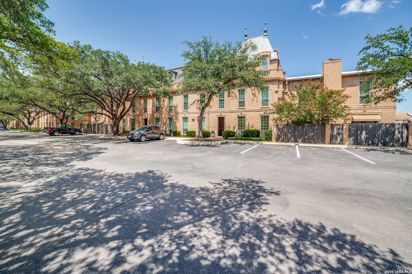 7711 Broadway San Antonio TX 78209