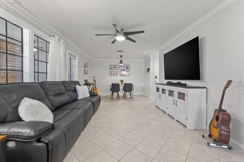 165 W Rampart Drive San Antonio TX 78216