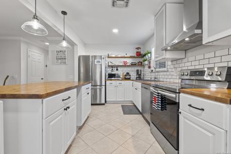 165 W Rampart Drive San Antonio TX 78216