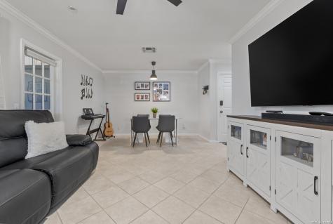 165 W Rampart Drive San Antonio TX 78216