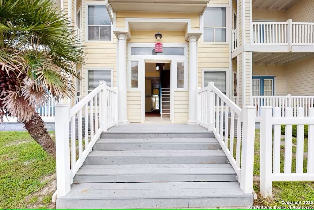 14721 S Whitecap Boulevard Corpus Christi TX 78418