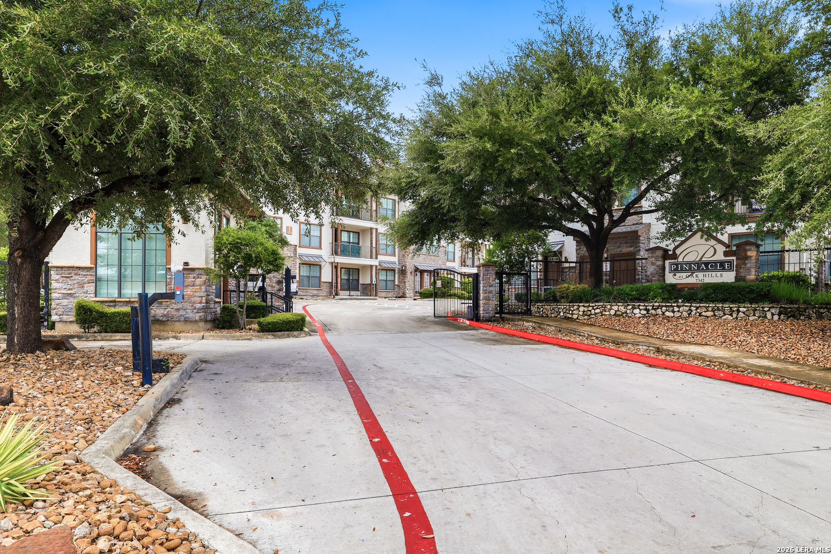 7342 Oak Manor San Antonio TX 78229