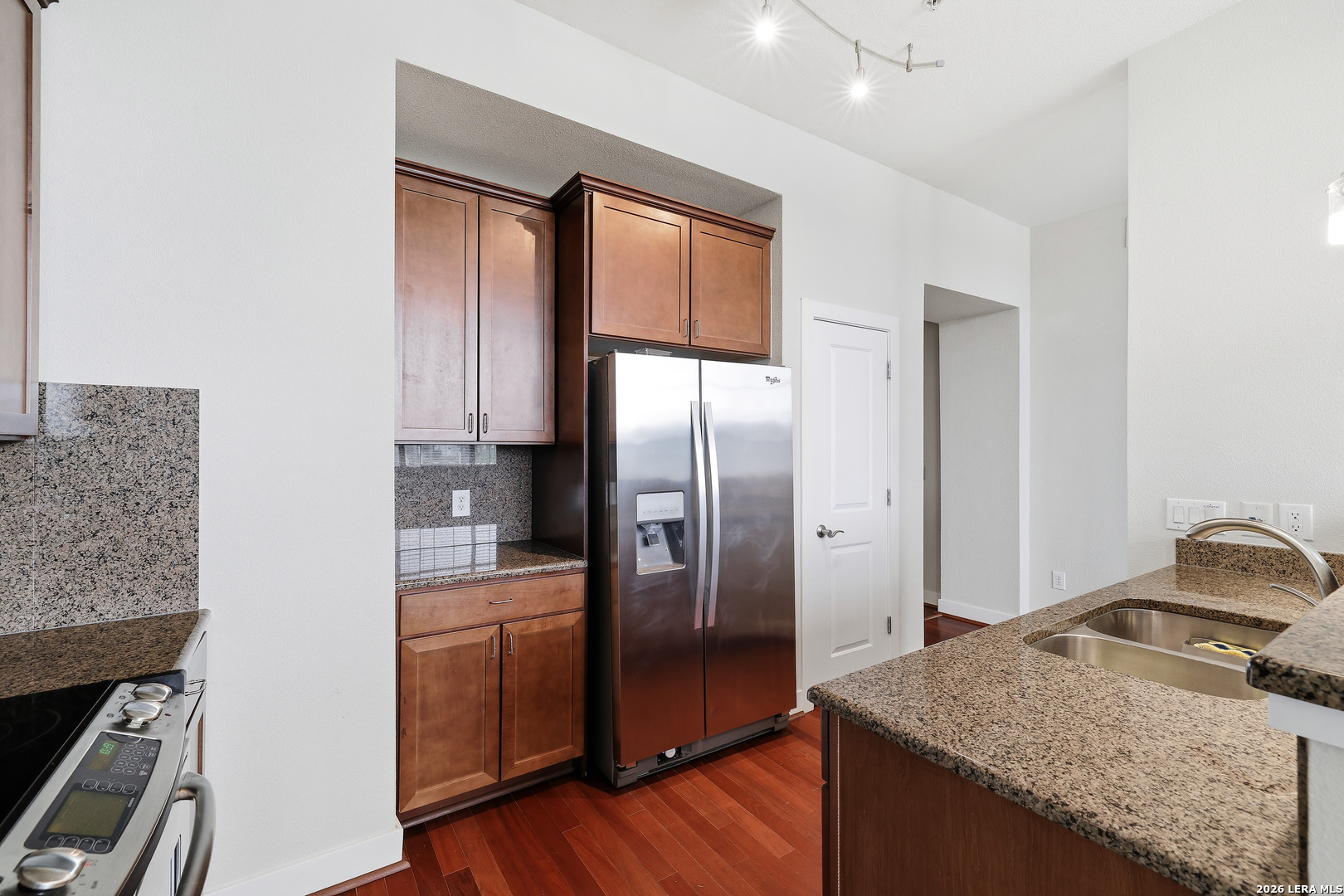 7342 Oak Manor San Antonio TX 78229