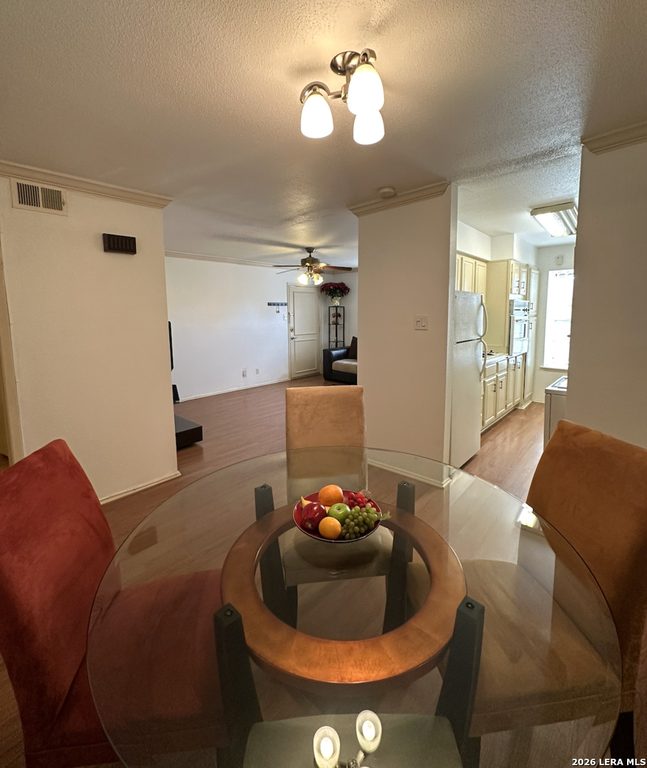 7834 Broadway San Antonio TX 78209