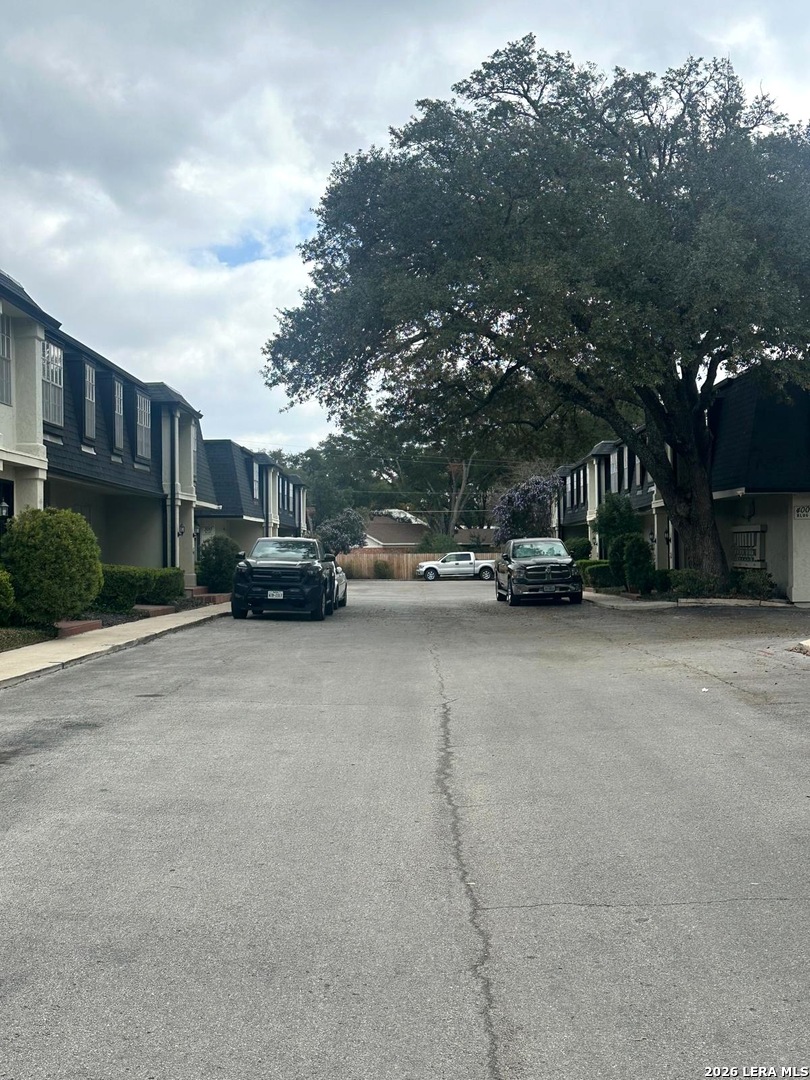 7834 Broadway San Antonio TX 78209