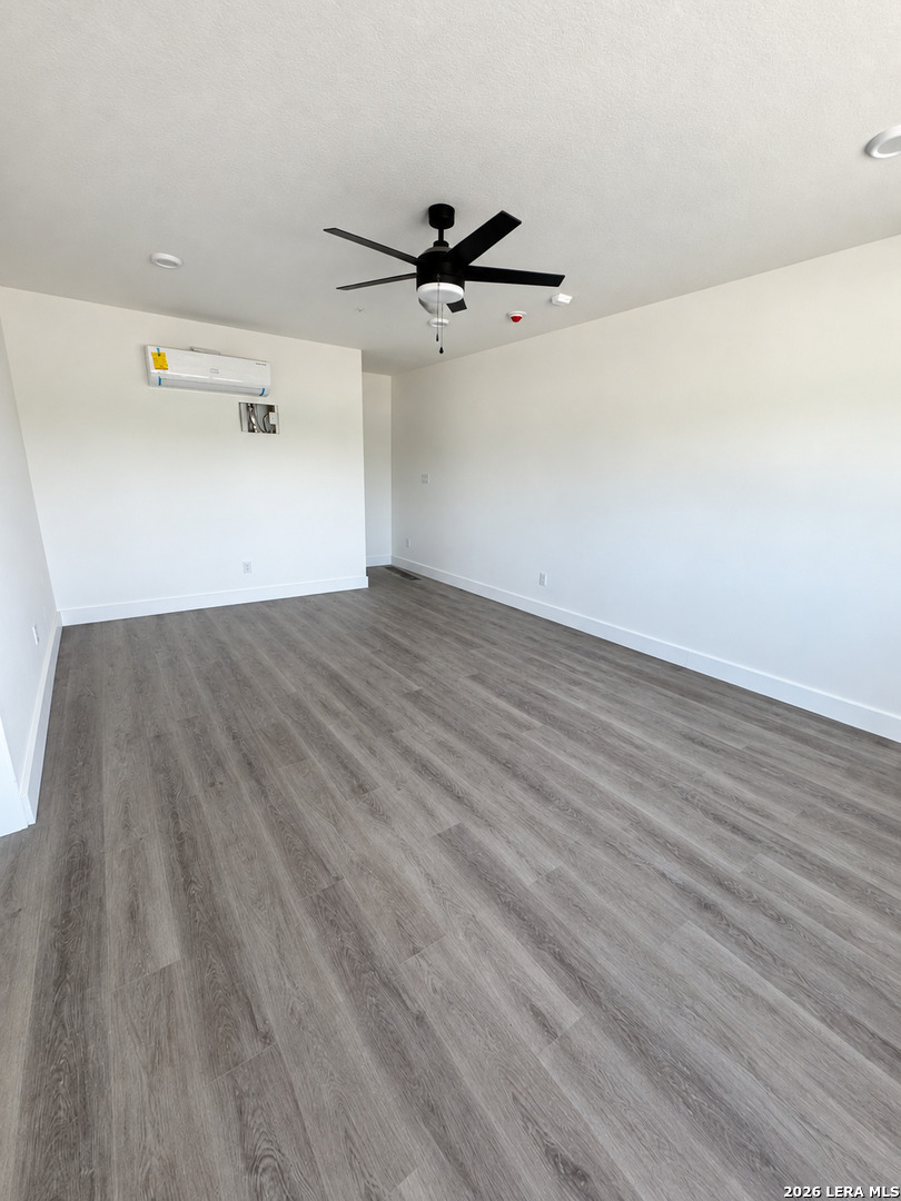 2619 S Flores Street San Antonio TX 78204