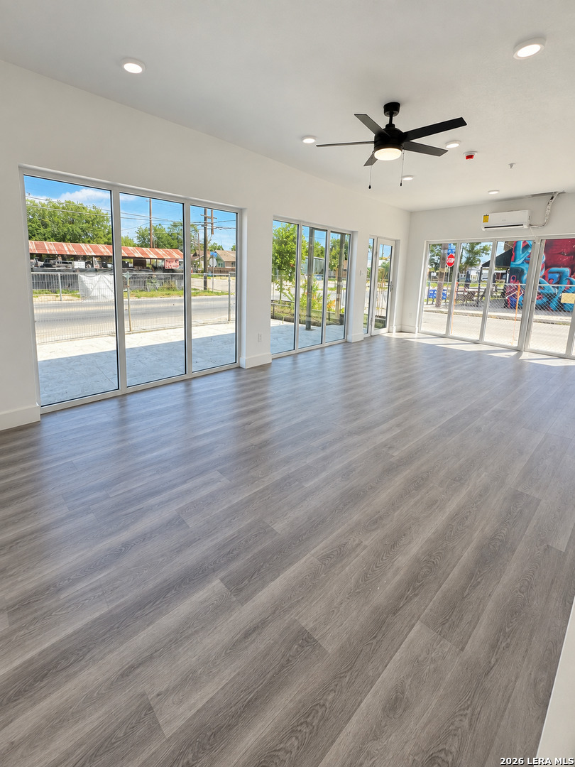 2619 S Flores Street San Antonio TX 78204