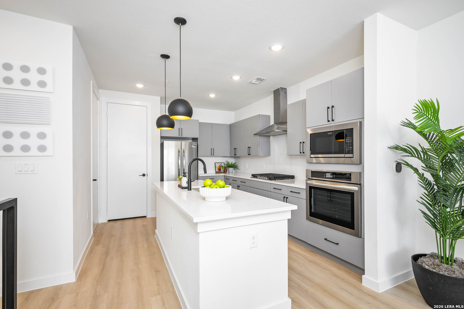 719 E Locust San Antonio TX 78212