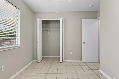 10254 Dover Ridge San Antonio TX 78250