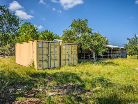 401 Pr 2410 Hondo TX 78861