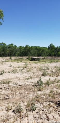 31 Fm 1664 Quemado TX 78877