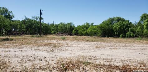 31 Fm 1664 Quemado TX 78877