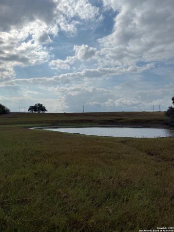 4689 County Road 302 Runge TX 78151