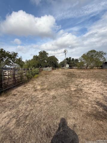 4689 County Road 302 Runge TX 78151