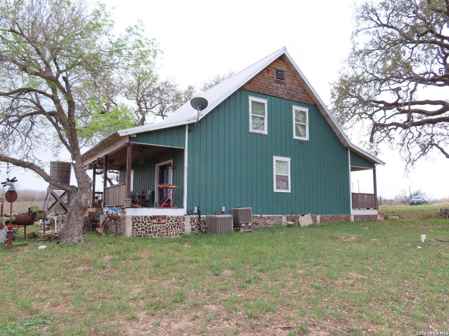 678 Tank Hollow Road Poteet TX 78065