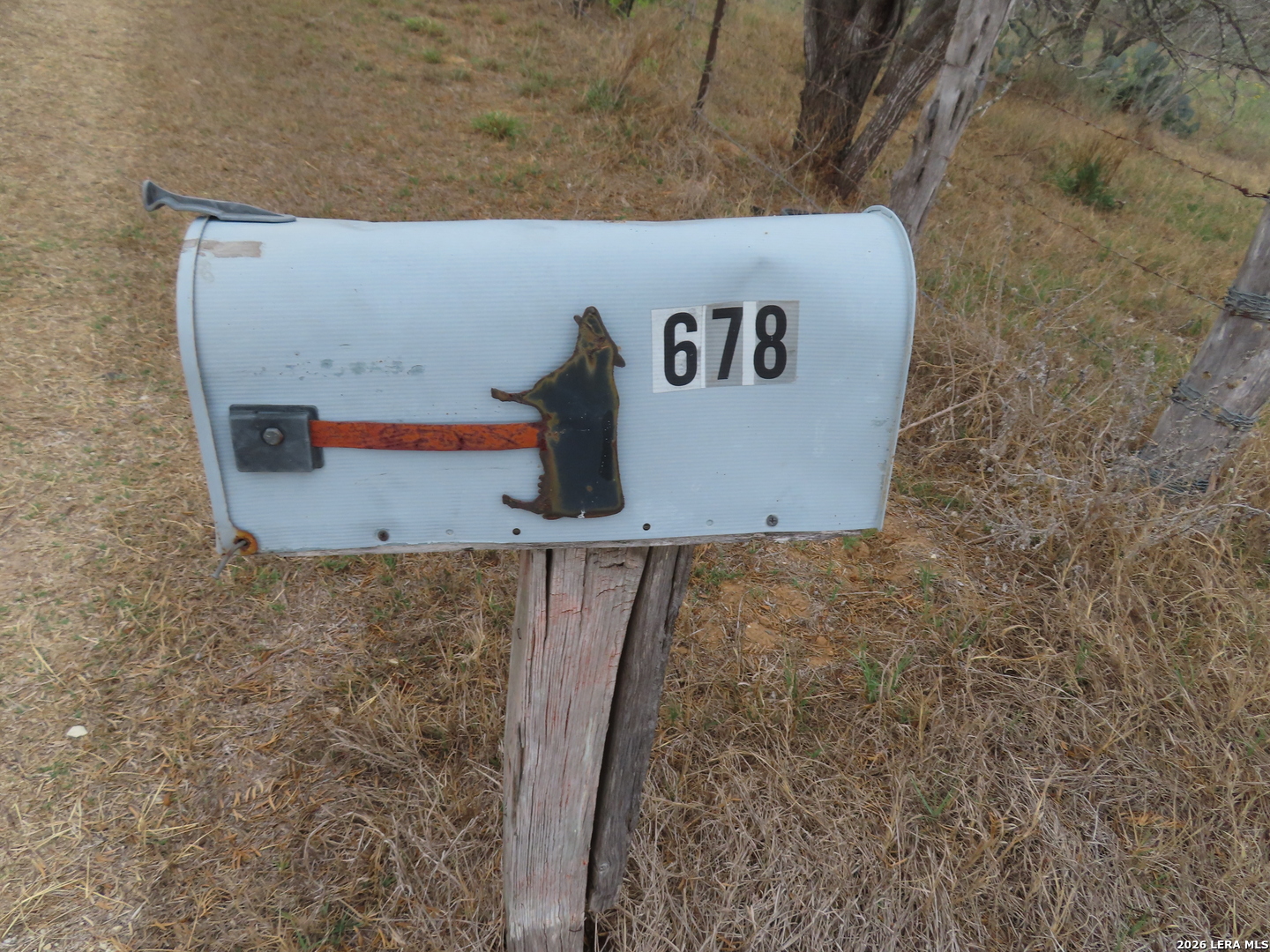 678 Tank Hollow Road Poteet TX 78065