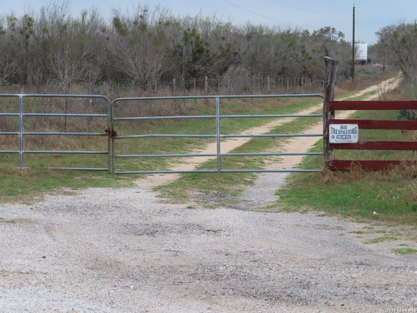 678 Tank Hollow Road Poteet TX 78065