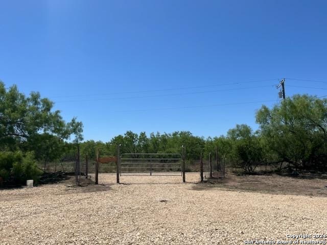 5581 Fm 1986 La Pryor TX 78872