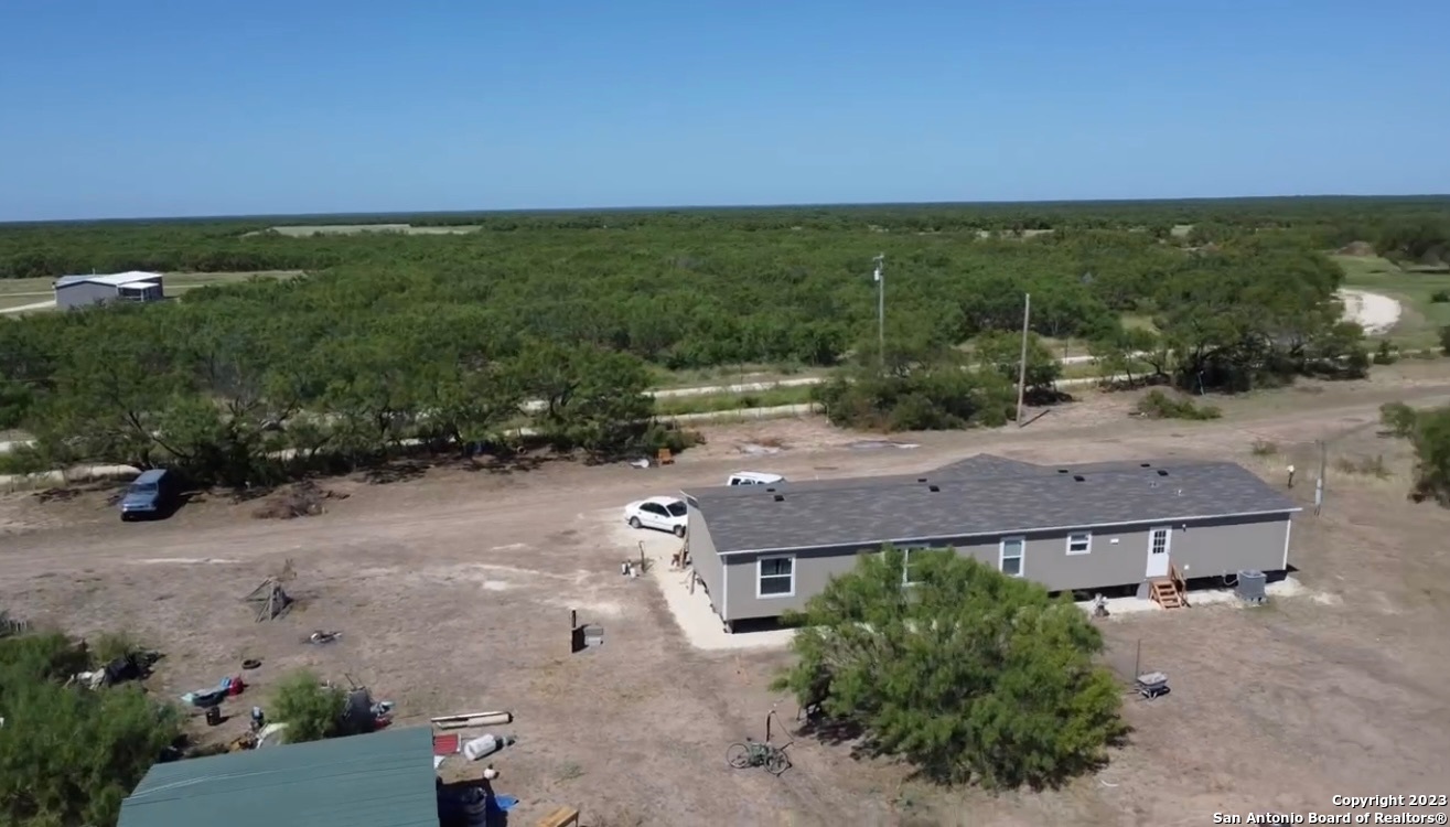 5581 Fm 1986 La Pryor TX 78872