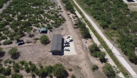 5581 Fm 1986 La Pryor TX 78872