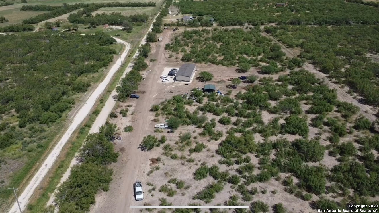5581 Fm 1986 La Pryor TX 78872