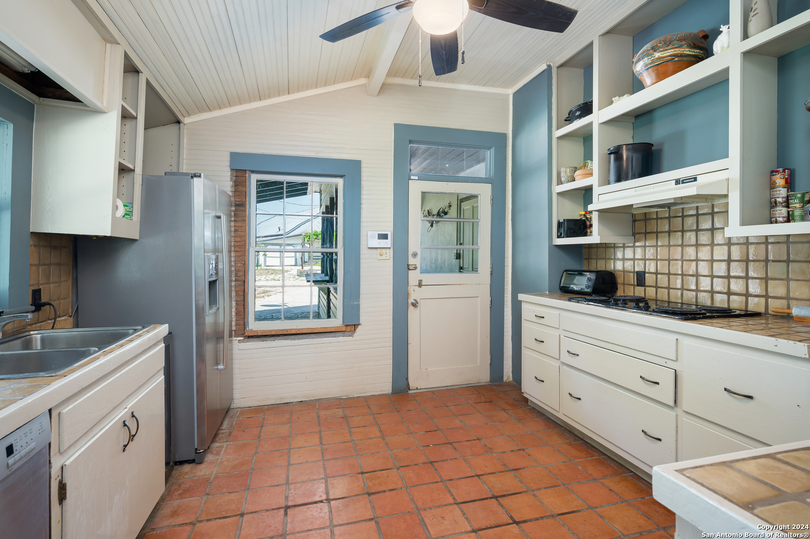 103 Waring Welfare Boerne TX 78006