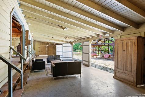 103 Waring Welfare Boerne TX 78006