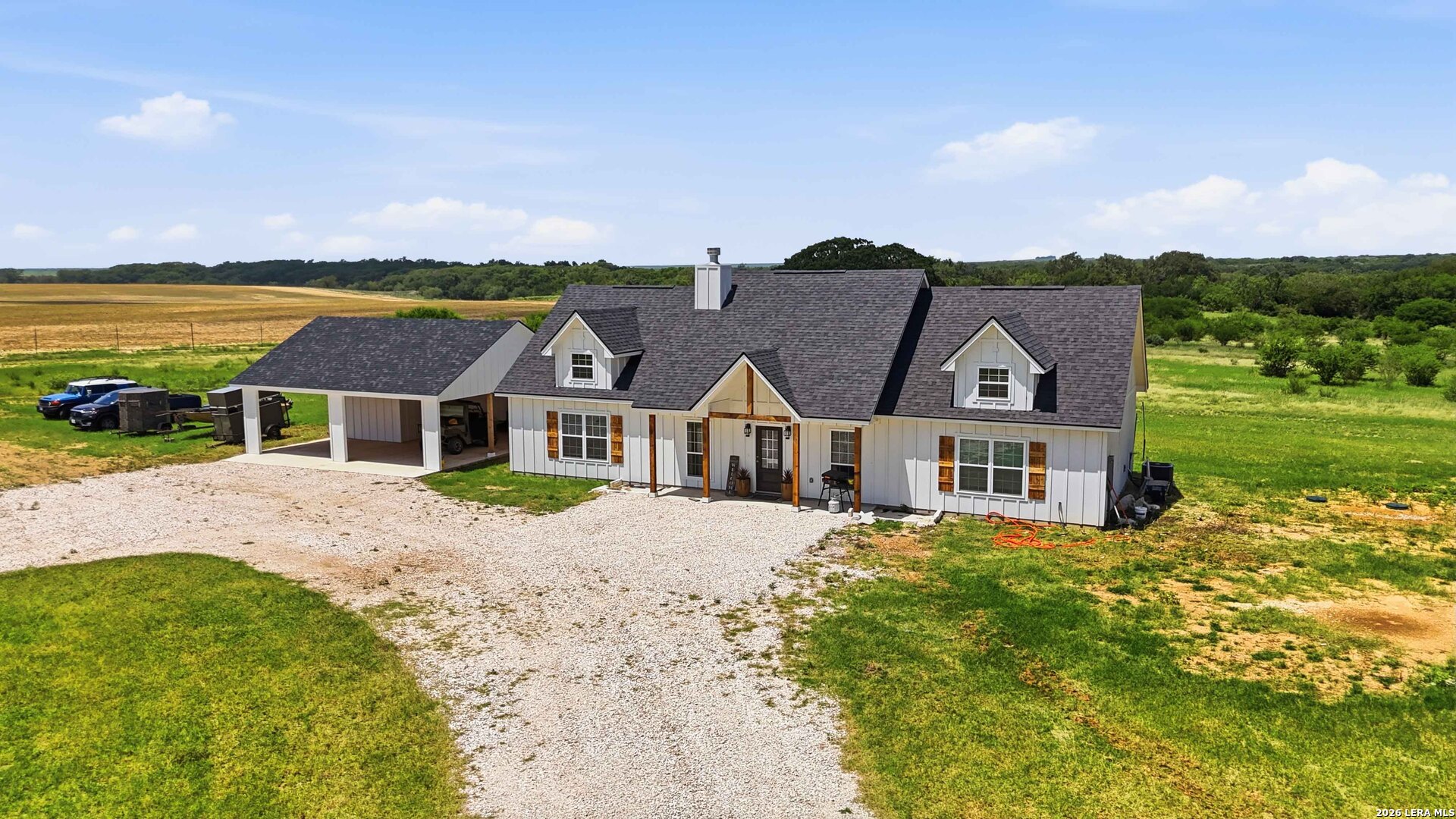 2194 S Ranch Road 187 Sabinal TX 78881