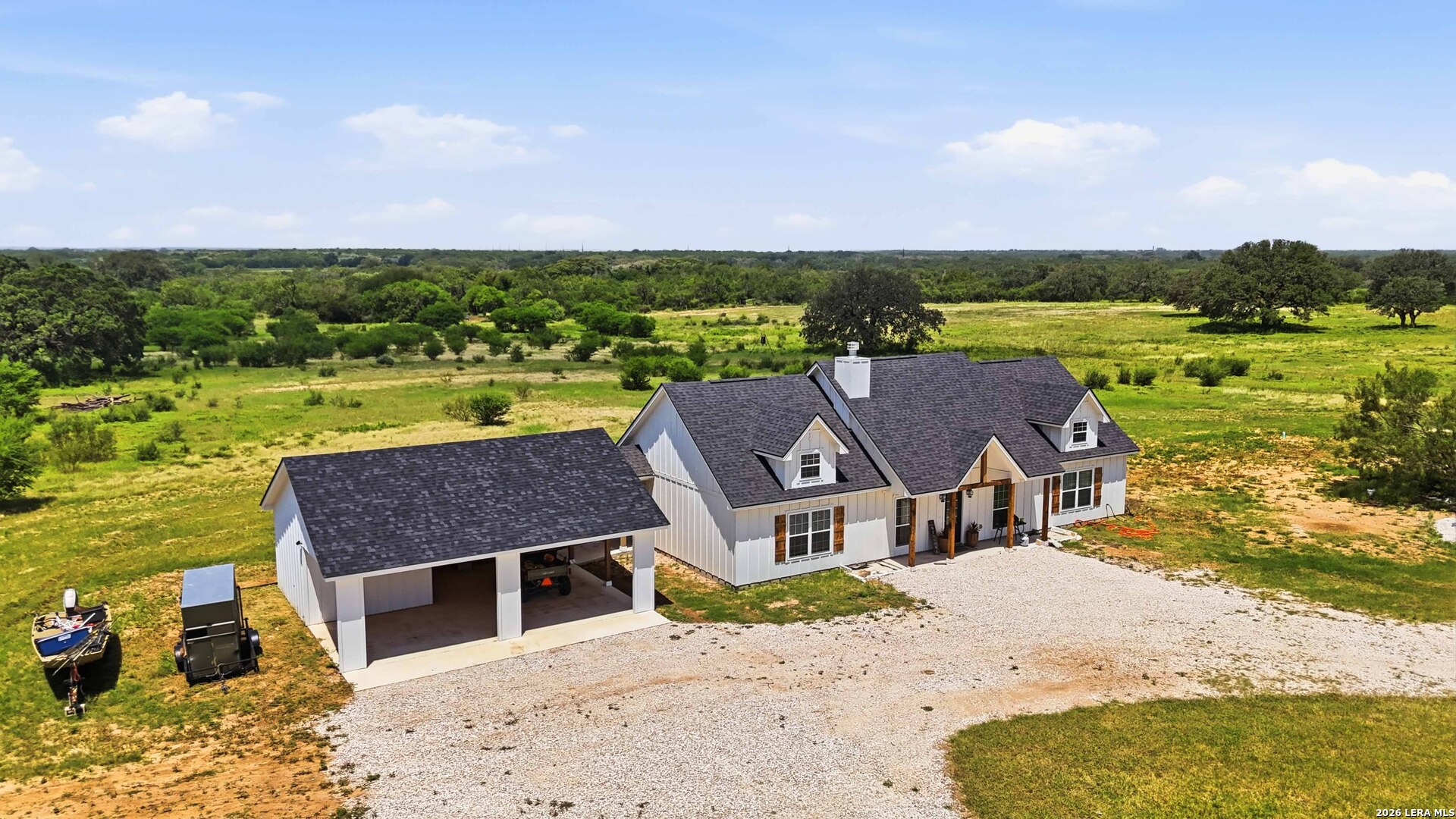 2194 S Ranch Road 187 Sabinal TX 78881