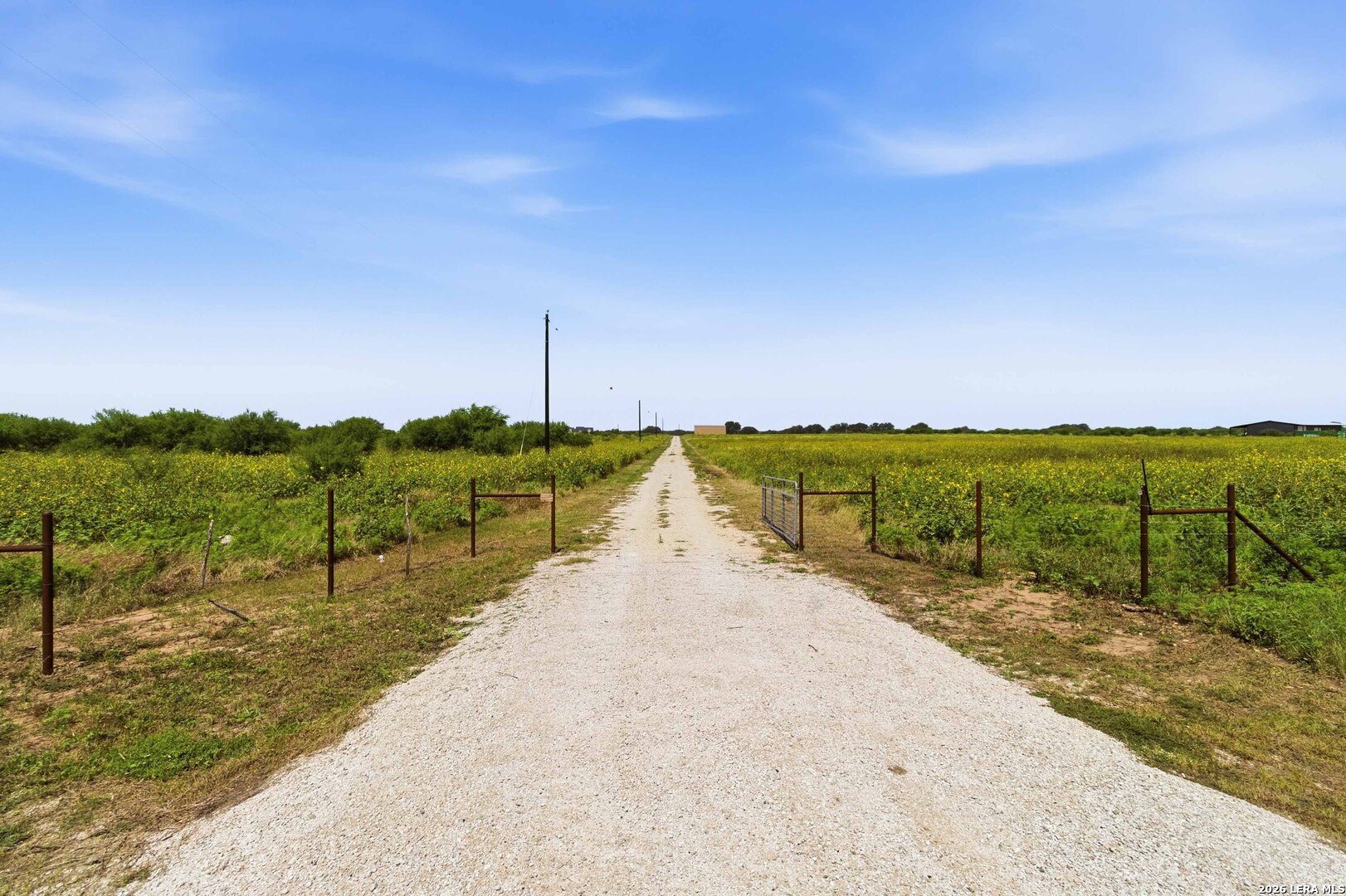 2194 S Ranch Road 187 Sabinal TX 78881