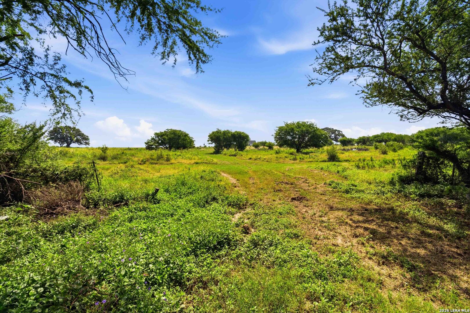 2194 S Ranch Road 187 Sabinal TX 78881
