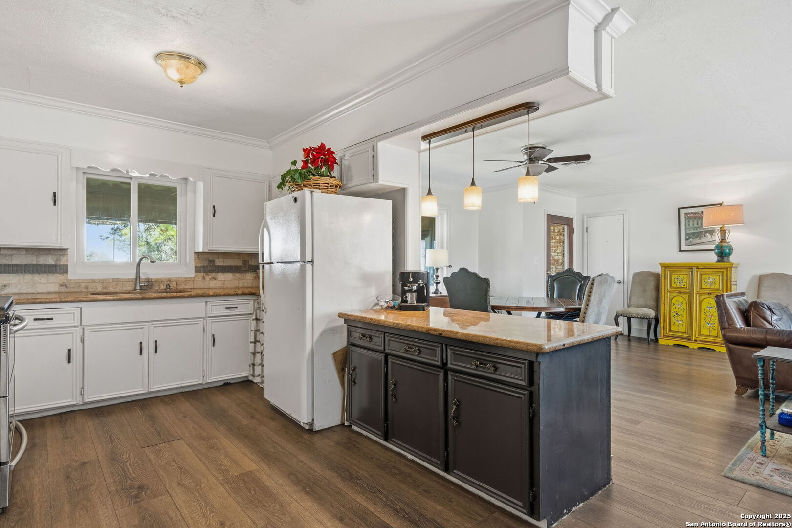 8646 Fm 155 Lagrange TX 78945