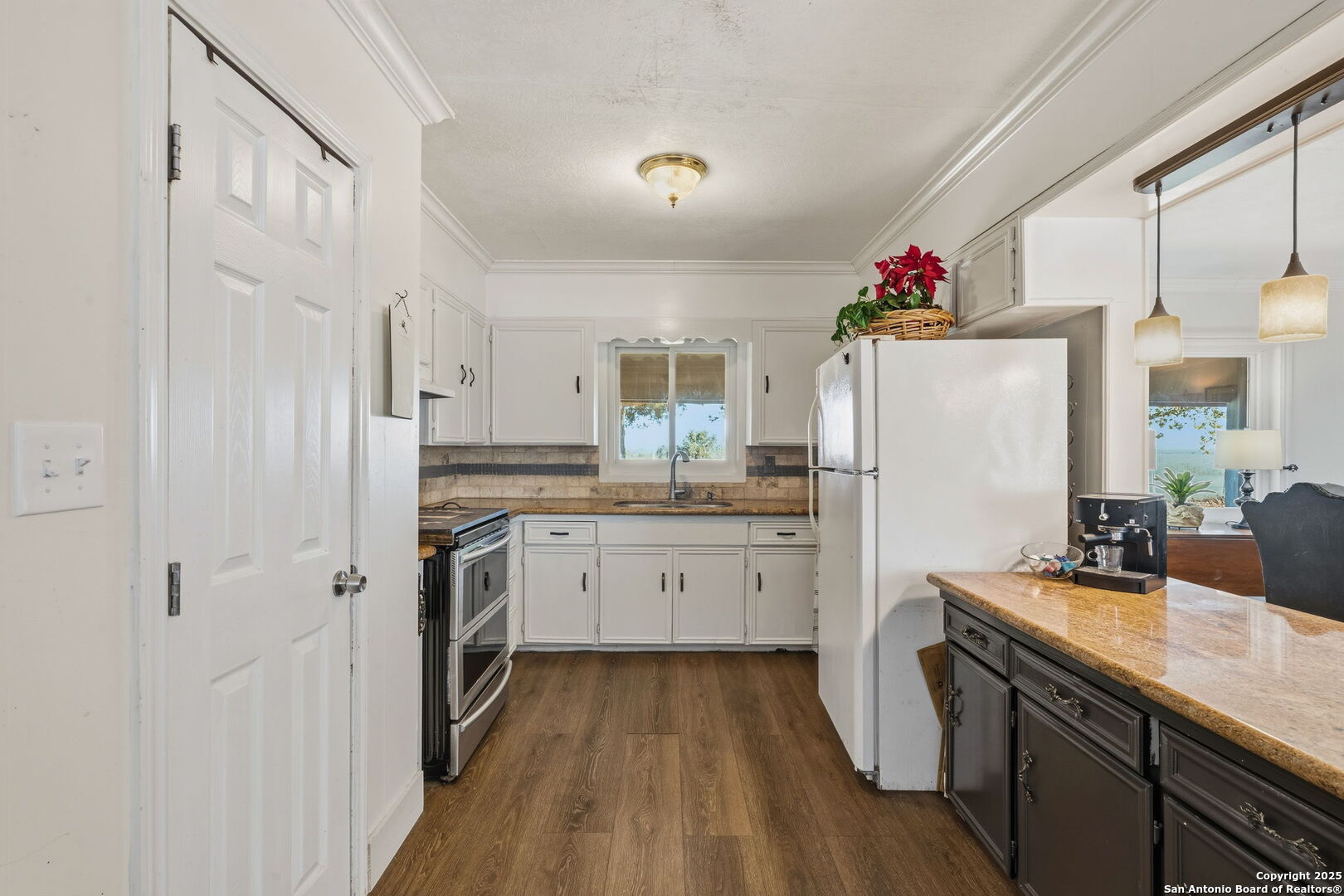 8646 Fm 155 Lagrange TX 78945