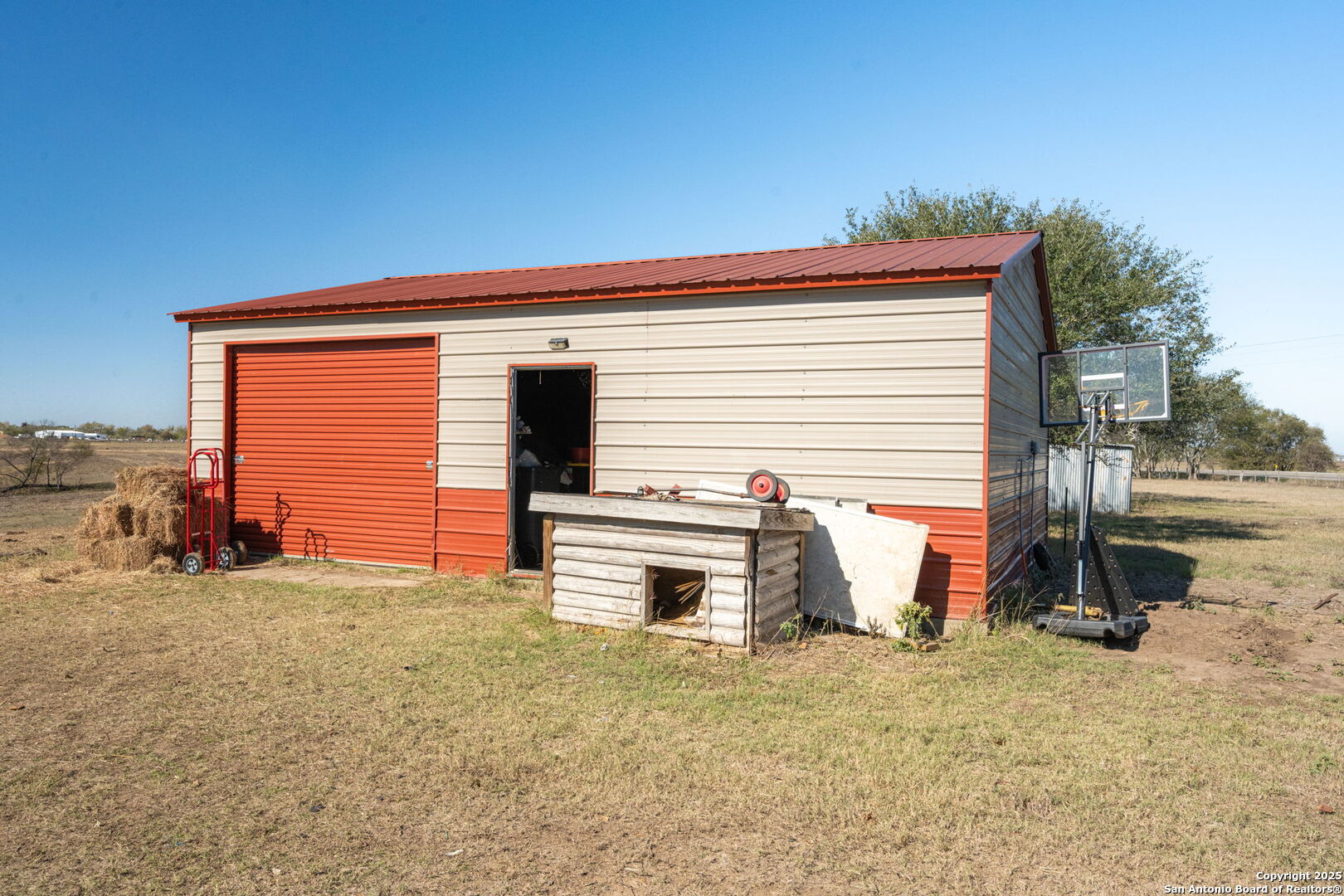 8646 Fm 155 Lagrange TX 78945