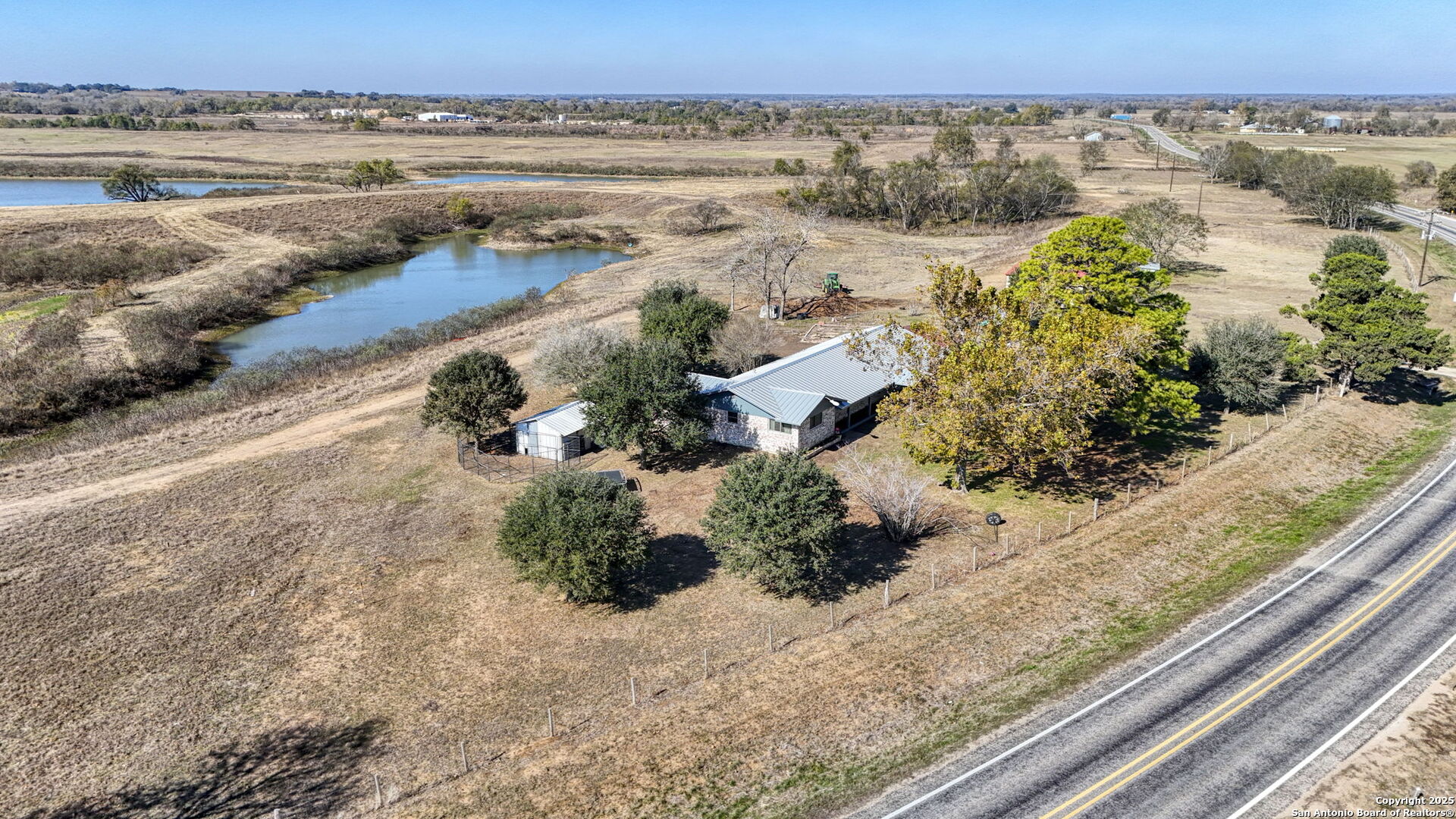 8646 Fm 155 Lagrange TX 78945