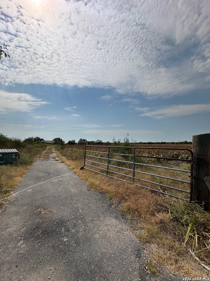 3640 Freudenburg Road Converse TX 78109